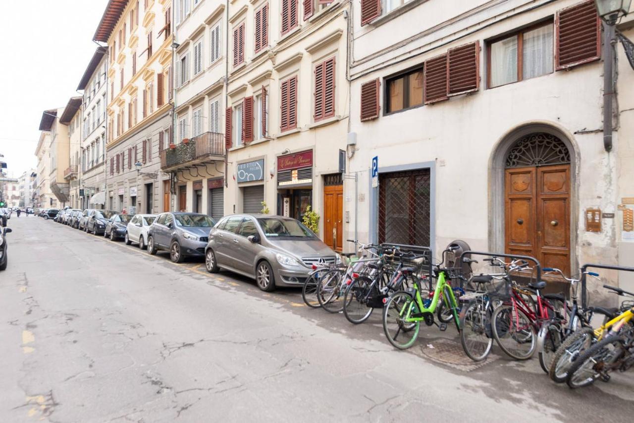 Love Weekend Near Piazza Ognissanti Florence Phòng bức ảnh