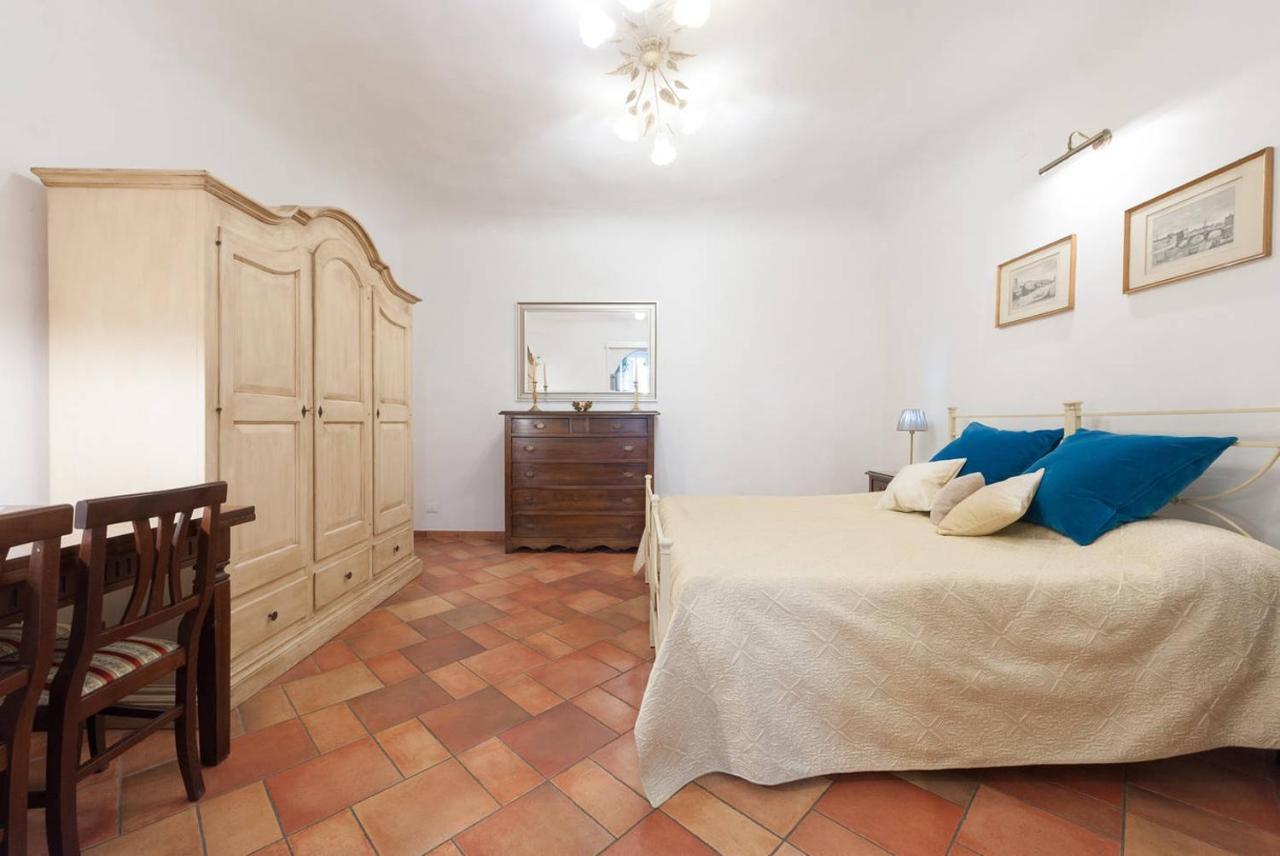 Love Weekend Near Piazza Ognissanti Florence Phòng bức ảnh