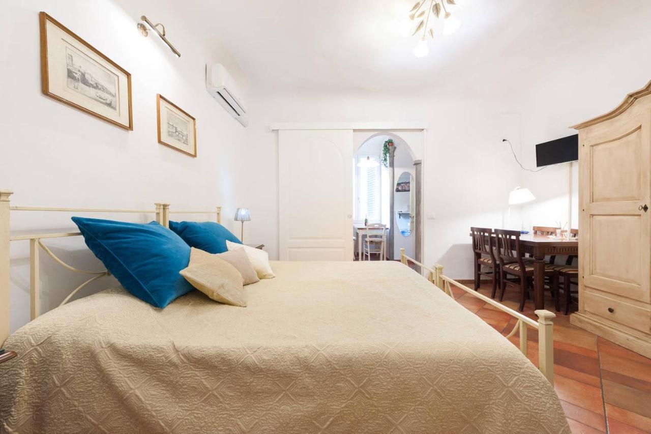 Love Weekend Near Piazza Ognissanti Florence Phòng bức ảnh